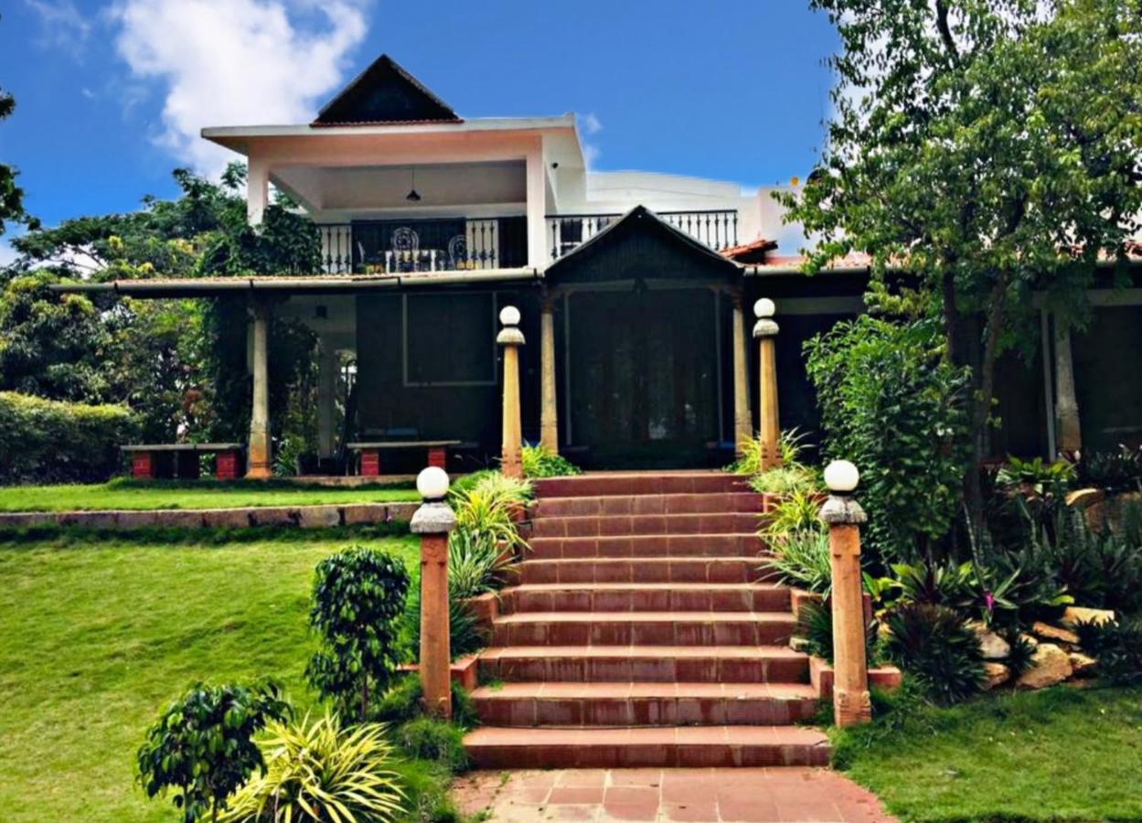 Bana The Wild Waters Hotel Muduvadi Exterior photo