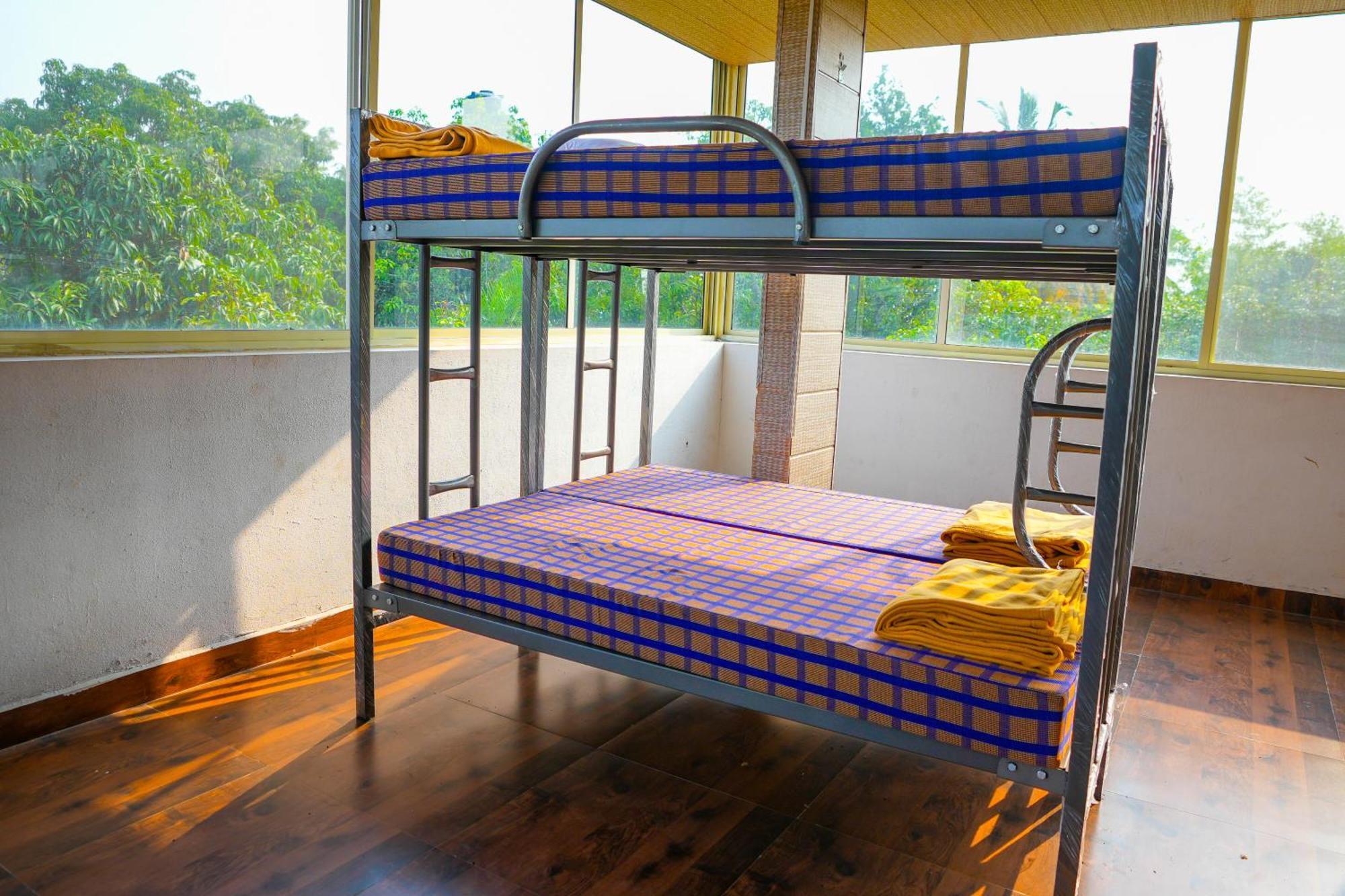Bana The Wild Waters Hotel Muduvadi Exterior photo